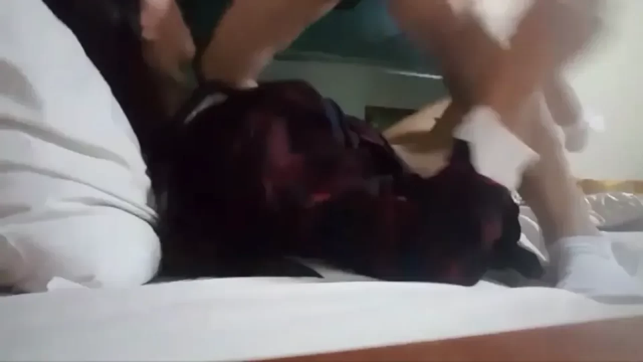 얼굴에 싸면 어떡해 썸네일